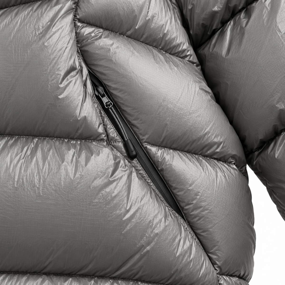 AERO PUFFER Hooded Puffer