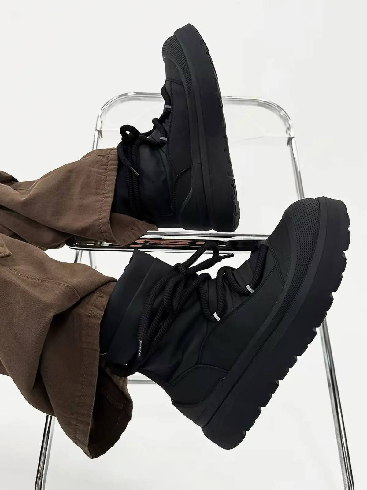 FROST BOOTS Platform Snow Boots